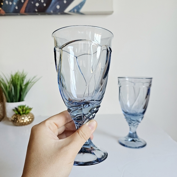 Vintage Set of 2 Noritake Sweet Swirl Light Blue Water Goblets Iced Tea Glasses - Picture 2 of 9